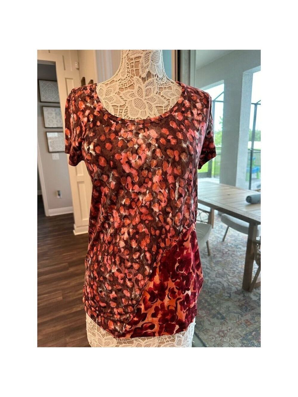 Simply Vera Vera Wang Women's Blouse Size M Solid Rayon